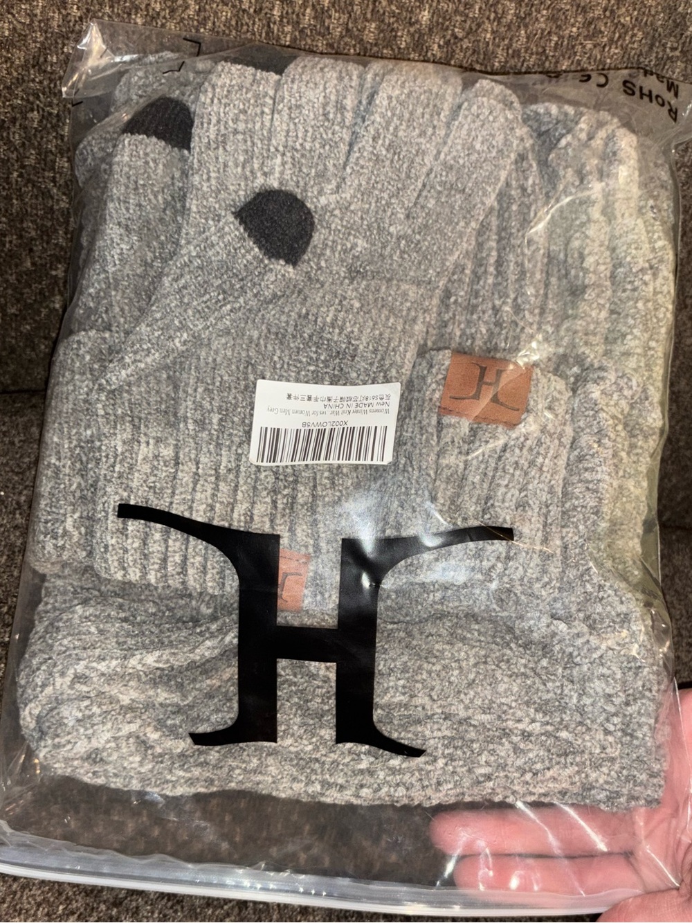 H&M Grey Knit Hat and Glove Set